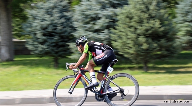 Erciyes 2021 Yol Bisikleti Yarışlarına start verildi