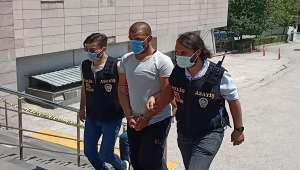 Eskişehir'de bir taksicinin parasını gasbettiği ileri sürülen zanlı yakalandı