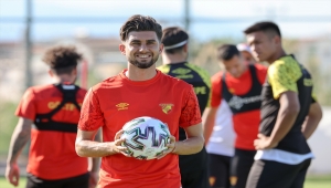 Göztepeli futbolcu Soner Aydoğdu: "Lige en iyi şekilde başlamak istiyoruz"