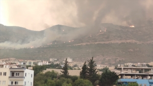 GÜNCELLEME - Mersin'deki iki ilçede çıkan orman yangınlarına müdahale ediliyor