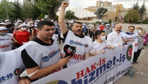 Hacettepe Üniversitesindeki Hizmet-İş'e bağlı sağlık çalışanları haklarının ödenmesi için eylem yaptı