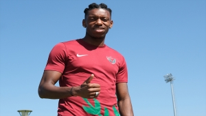 Hatayspor, sol kanat oyuncusu Dylan Saint-Louis'i transfer etti