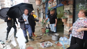 İçişleri Bakanı Süleyman Soylu, Arhavi'deki çalışmalara katılan jandarma personeline teşekkür etti
