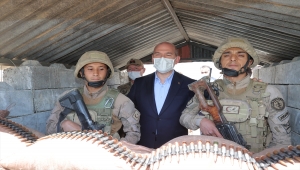 İçişleri Bakanı Süleyman Soylu, Bitlis'te güvenlik toplantısına katıldı