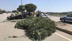 Karabük'te otomobil devrildi: 5'i çocuk 6 yaralı