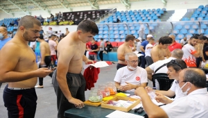 Kırkpınar'da ilk gün yaklaşık 650 pehlivan kayıt yaptırdı