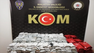 Malatya'da kamyonette 206 kilogram kaçak nargile tütünü ele geçirildi