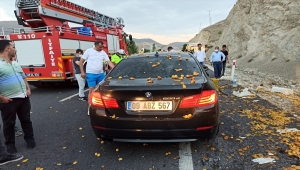 Malatya'da otomobil ile tarım aracı çarpıştı: 2 yaralı