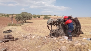Mardin'de şarampole devrilen otomobildeki iki asker hayatını kaybetti