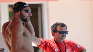 Milli yüzücü Emre Sakçı, Tokyo Olimpiyatları için son hazırlıklarını yapıyor: