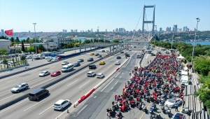 Motosikletçiler, 15 Temmuz şehitleri için konvoy oluşturdu