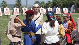 Osmaniye'de, geleneksel okçuluğun Açık Hava Şampiyonası sıralama atışları yapıldı