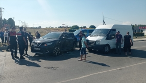 Silivri'de cip ile minibüsün çarpıştığı kazada 1 kişi yaralandı