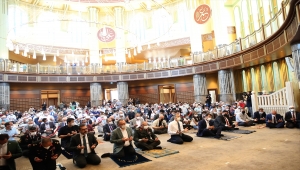 Taksim Camisi'nde 251 şehit için okunan 251 hatmin duası yapıldı
