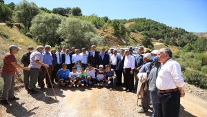 TBMM Plan ve Bütçe Komisyonu Başkanı Cevdet Yılmaz, Bingöl'de vatandaşlarla bir araya geldi: