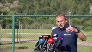 Trabzonspor Teknik Direktörü Abdullah Avcı'dan transfer açıklaması: