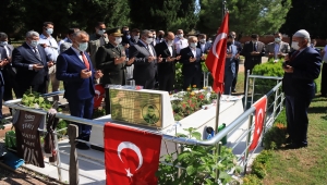 Trakya'da 15 Temmuz Demokrasi ve Milli Birlik Günü dolayısıyla şehit kabirleri ziyaret edildi