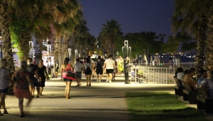 "Turizmin başkenti" Antalya'da bayram tatili yoğunluğu