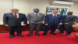 Türkiye'nin Cuba Büyükelçisi Mutaf, Güney Sudan Maliye Bakanı Athian ile görüştü