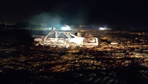 Uşak'ta takla atarak alev alan otomobilin sürücüsü hayatını kaybetti