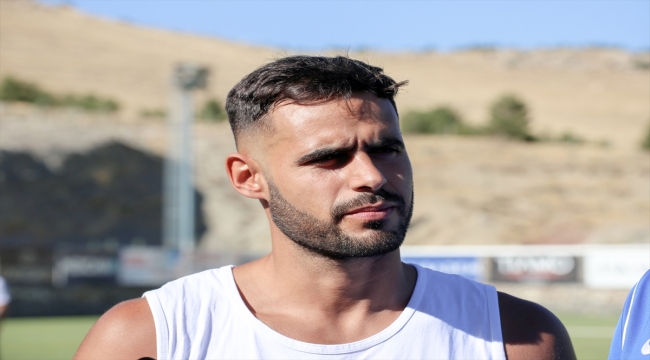 Yeni Malatyaspor'un yeni transferi Rayane Aabid: "Ligi iyi yerlerde bitirmek istiyoruz"