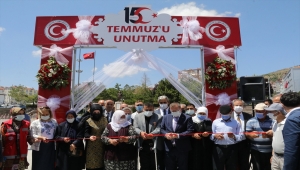Yozgat'ta Anadolu Ajansının 15 Temmuz fotoğraflarının yer aldığı sergi açıldı