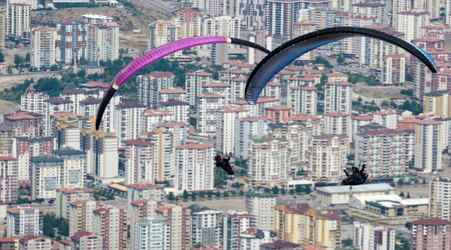12. Ali Dağı Yamaç Paraşütü Mesafe Şampiyonası, Kayseri'de başladı 