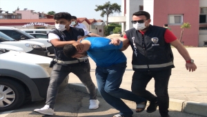 Adana'da bir kişinin öldüğü silahlı saldırıyla ilgili iki zanlı Mersin'de yakalandı