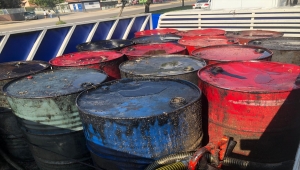 Adana'da sahte içki ve kaçak akaryakıt operasyonunda 2 şüpheli yakalandı
