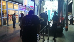 Adana'da yıldırım isabet eden 3 kişi yaralandı