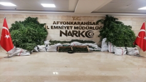 Afyonkarahisar'da uyuşturucu operasyonu drone ile havadan görüntülendi