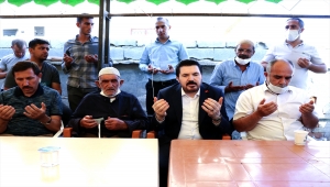 Ağrı Belediye Başkanı Sayan, Konya'da öldürülen 7 kişinin yakınlarına taziye ziyaretinde bulundu