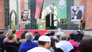 Arnavutluk'ta aşure günü etkinliği düzenlendi