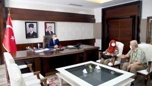 Aydın'da hayırsever çiftten AFAD'a 150 bin lira bağış