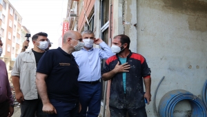 Bakan Karaismailoğlu, Kastamonu'da sel bölgesinde incelemelerde bulundu: