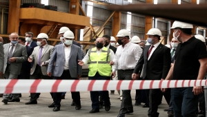 Bakan Varank, Yalova'da imal edilecek dünyanın en büyük canlı balık taşıma gemisinin ilk kaynağını yaptı