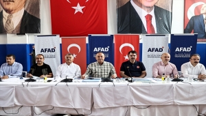 Bakanlar Çavuşoğlu, Kurum ve Karaismailoğlu, yangından etkilenen mahallelerin muhtarlarıyla buluştu