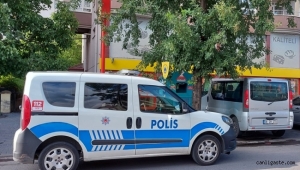 Bıçaklı kavgada yaralanan kişi sığındığı markette ikinci kez bıçaklandı