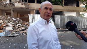 Büyükçekmece'de risk taşıyan binaların yıkımına devam ediliyor
