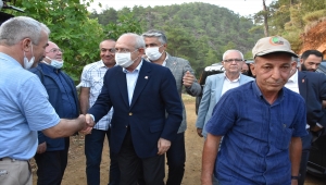 CHP Genel Başkanı Kılıçdaroğlu, Marmaris'teki yangında ölen Şahin Akdemir'in ailesini ziyaret etti