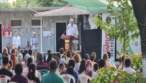 "Çocuklar ve gençlerin dijital dünyada pek çok tehlikeyle karşı karşıya" uyarısı