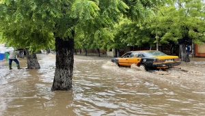 Dakar'da aşırı yağışlar sele neden oldu