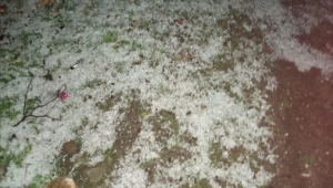 Erzurum'da sağanak ve dolu etkili oldu