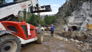 Erzurum'da sele kapılan işçinin kardeşinin tünel ucunda acı bekleyişi