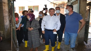 Gelecek Partisi Genel Başkanı Davutoğlu, Bartın'da sel bölgesinde incelemelerde bulundu: