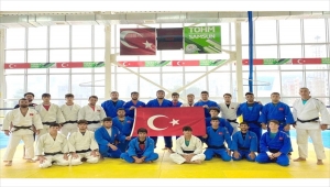 Genç milli judocular, Zafer Bayramı'nı kutladı