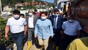 İYİ Parti Genel Başkanı Akşener, sel bölgesi Bozkurt'u ziyaret etti: