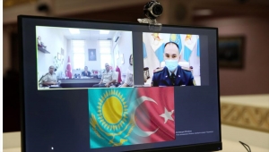 Kazakistan ve Türkiye, savunma alanında yeni iş birliği imkanlarını görüştü
