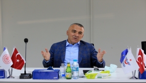 Kırklareli Valisi Bilgin Kovid-19'la mücadelede aşının önemini vurguladı: 