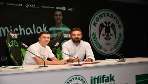 Konyaspor, Polonyalı Konrad Michalak'ı transfer etti